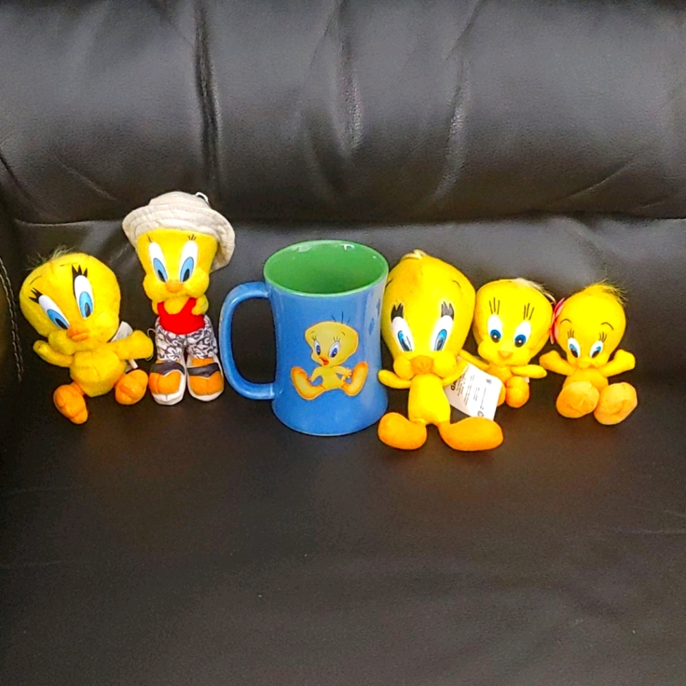 Looney Tunes Tweety  Mug - Yellow